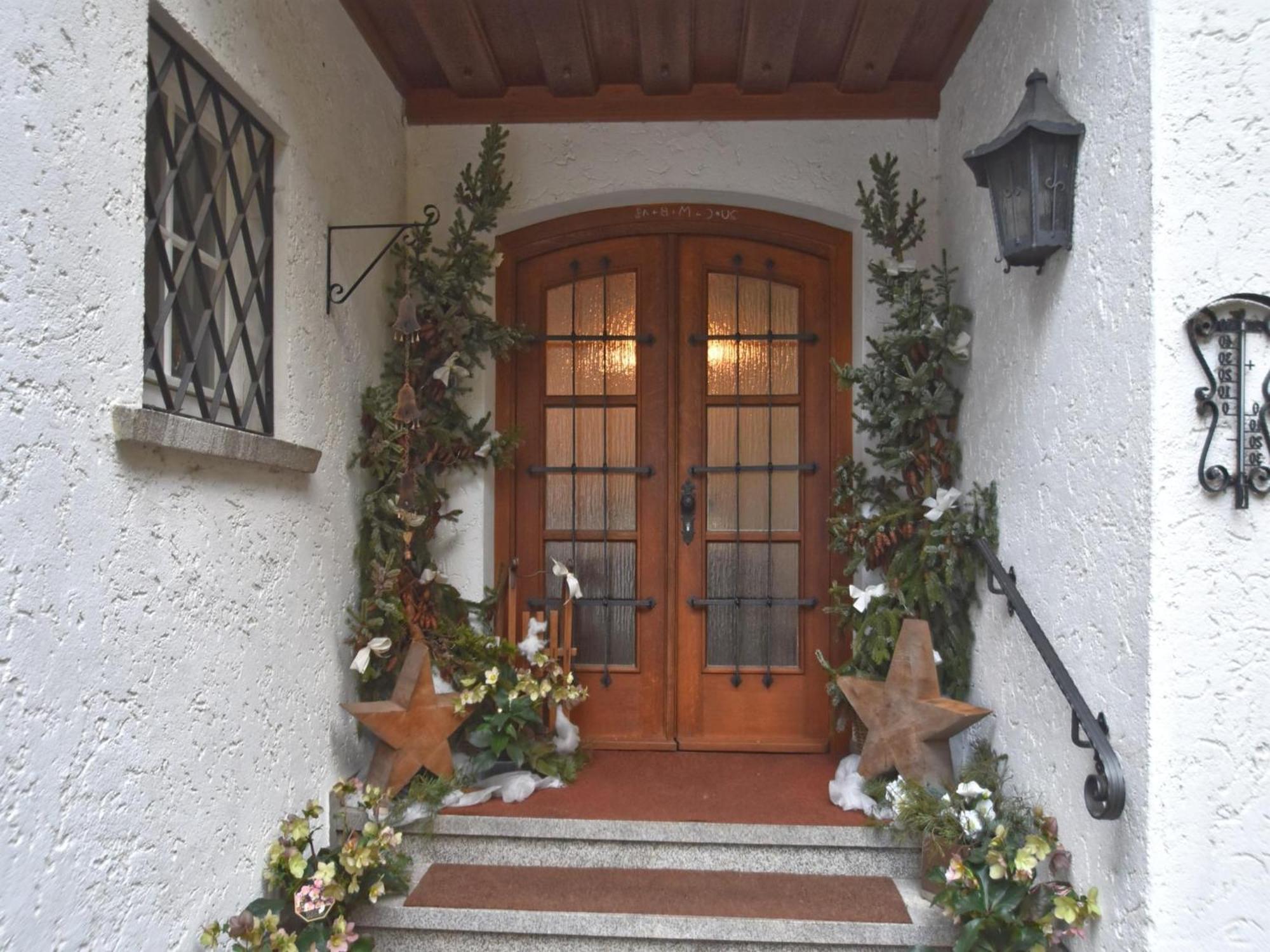 Charming In Wei Enbrunn Near Forest *